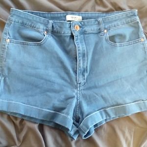 High waisted Forever 21 denim mom shorts